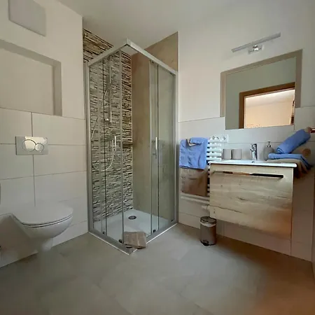 Wohnen Am Almufer - Strassmair Διαμέρισμα Grünau im Almtal