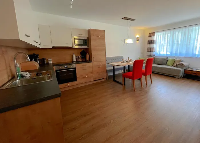 Wohnen Am Almufer - Strassmair